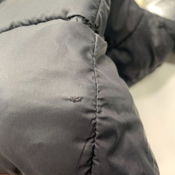 Steve Madden Striped Hip Length Puffer Jacket - Black/White, Size Medium Juniors - Picture 8 of 10